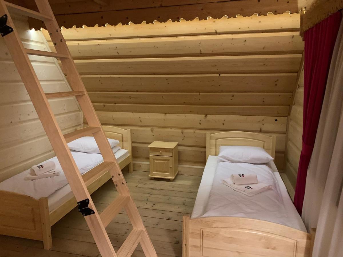 Krupówki Z Widokiem Na Giewont Zakopane