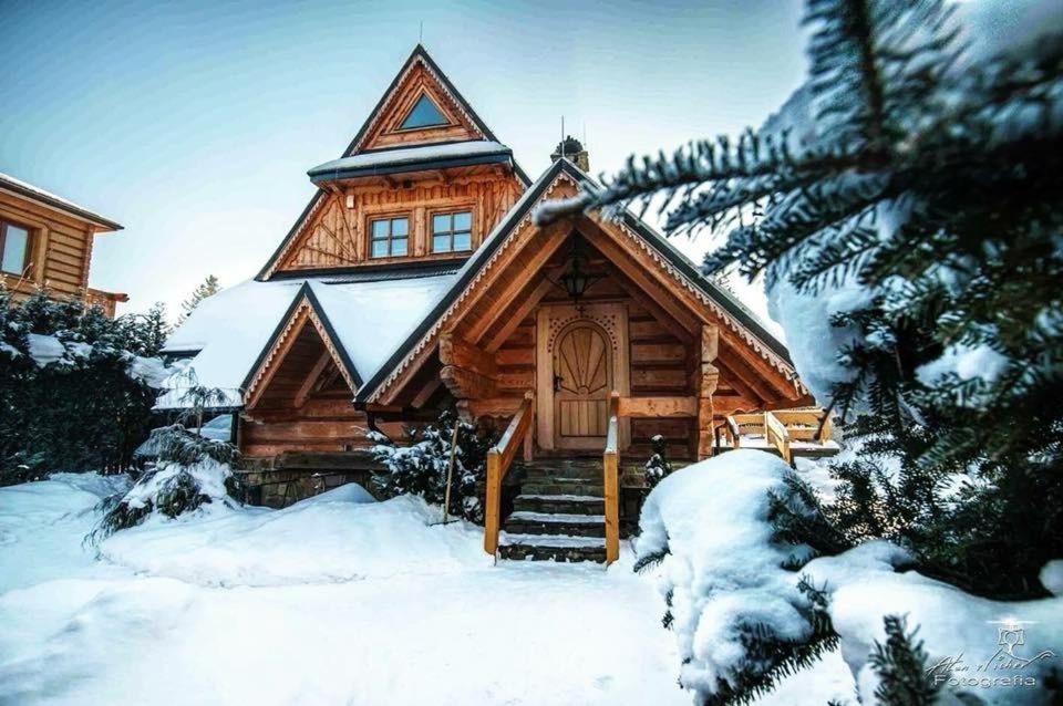Krupówki Z Widokiem Na Giewont
